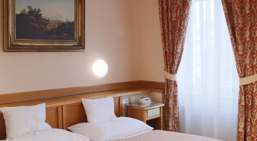Hotel Pavlov Карлові Вари Екстер'єр фото