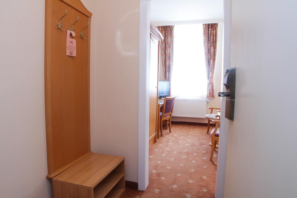 Hotel Pavlov Карлові Вари Екстер'єр фото