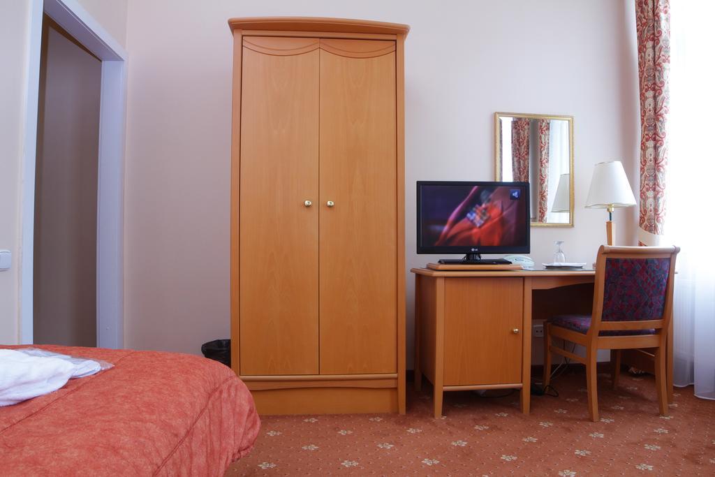 Hotel Pavlov Карлові Вари Екстер'єр фото