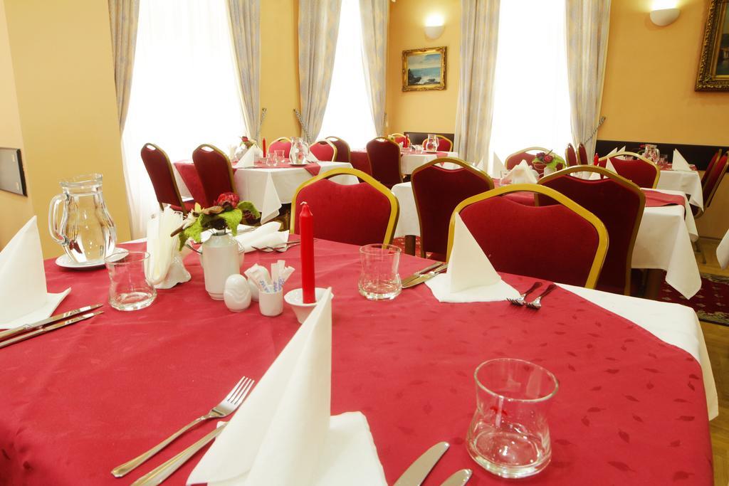 Hotel Pavlov Карлові Вари Екстер'єр фото